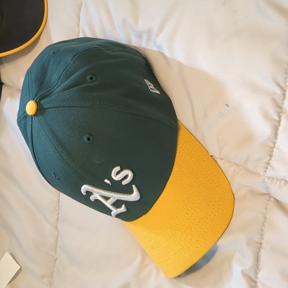 New Era 39Thirty Oakland A's Hat size Large/XLarge